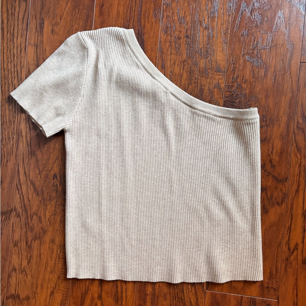 Le Lis Cream Ribbed One-Shoulder Crop Top